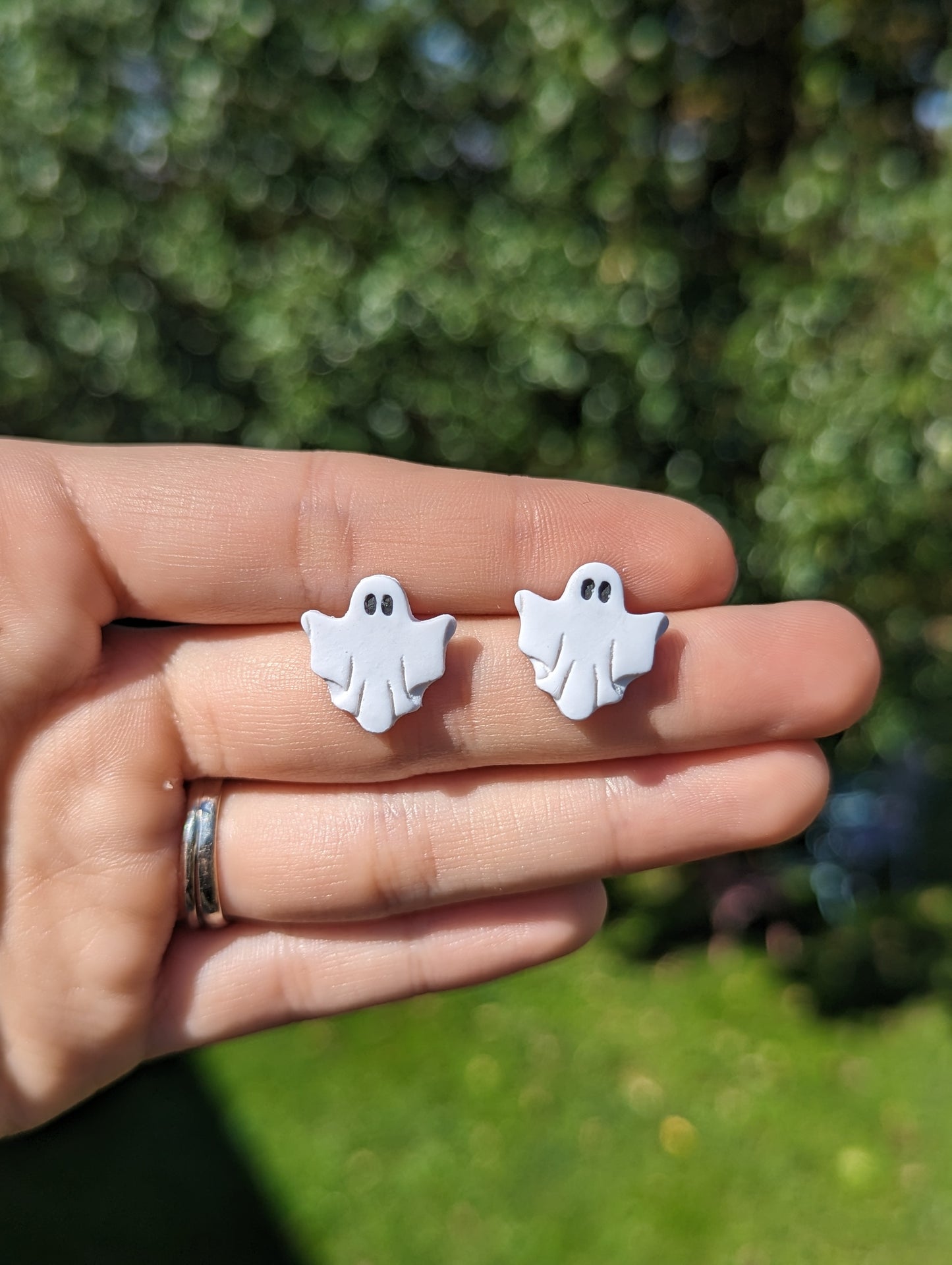 Sheet Ghost Studs
