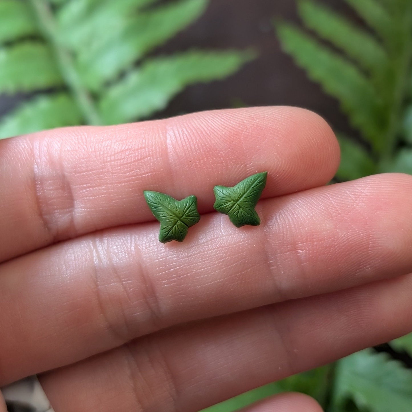 Mini Ivy Leaf Studs