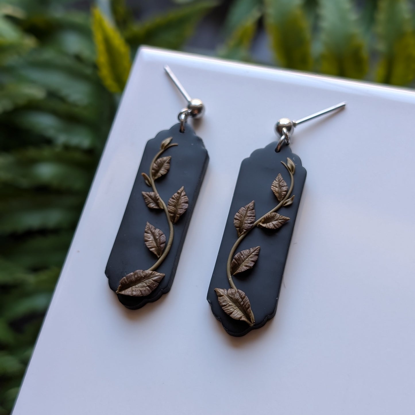Dark Leafy Dangles