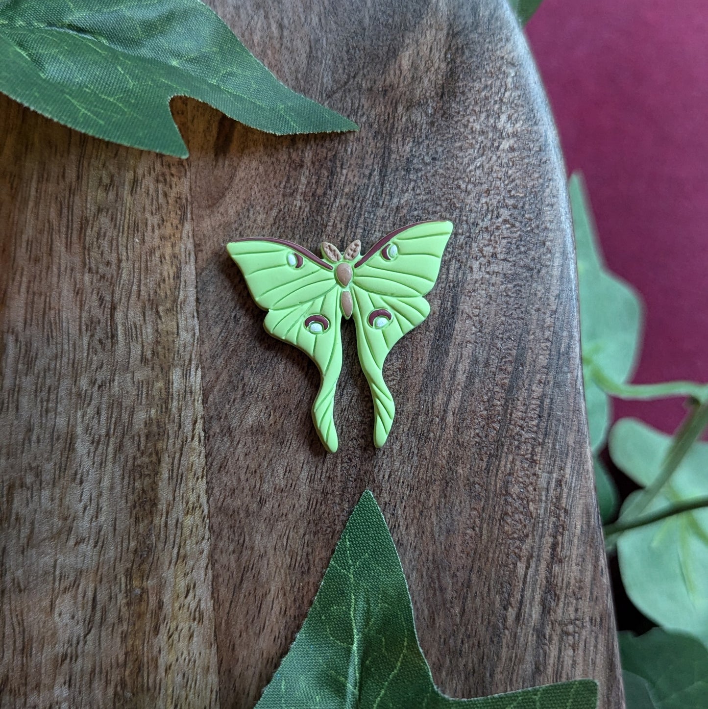 Luna Moth Magnet