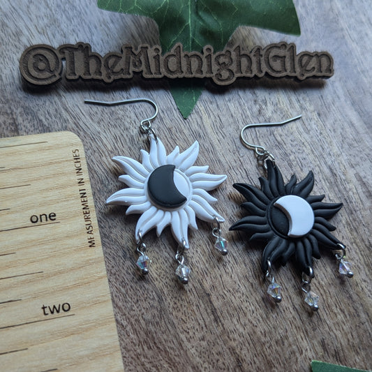 Mismatched Sun and Moon Dangle