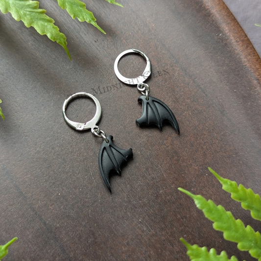 Mini Bat Wing Huggies