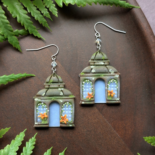 Greenhouse Dangles