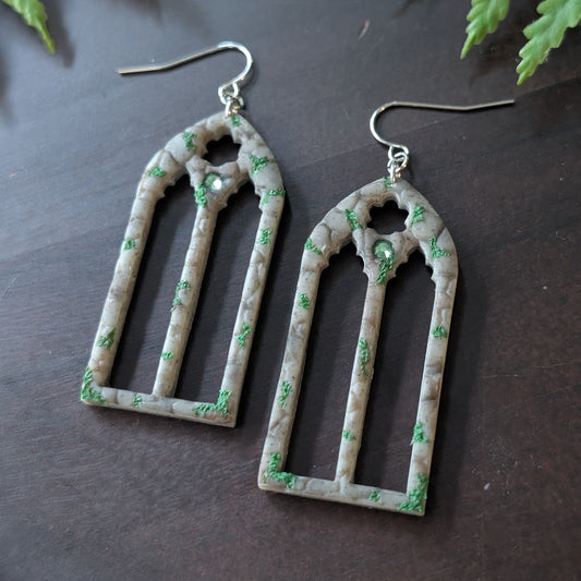 Mossy Arches Dangle Earrings